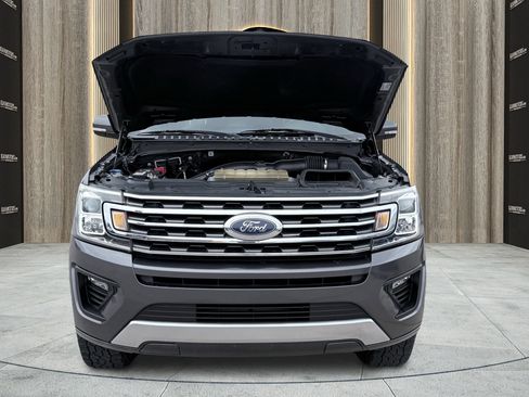 Used 2018 Ford Expedition Max XLT w/ Equipment Group 202A RWD image 20
