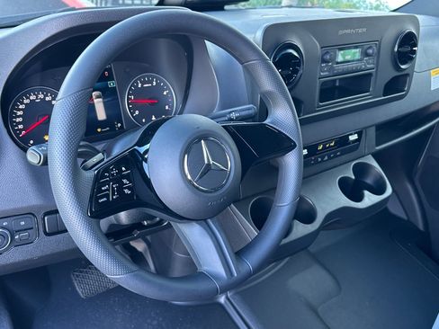 New 2025 Mercedes-Benz Sprinter 2500 image 12