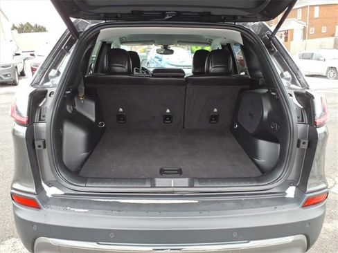 Certified 2019 Jeep Cherokee Limited image 9