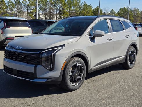 New 2026 Kia Sportage EX w/ EX Panorama Roof Package image 3