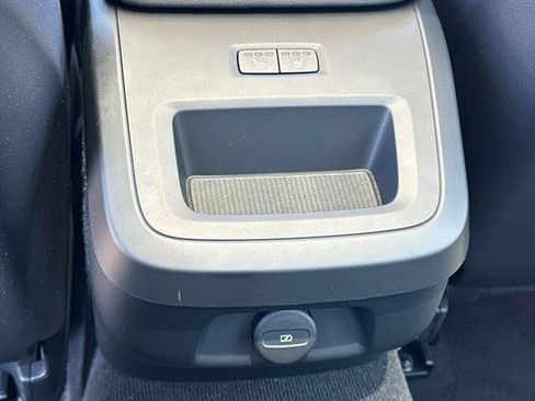 Certified 2025 Volvo S60 B5 Plus FWD image 13