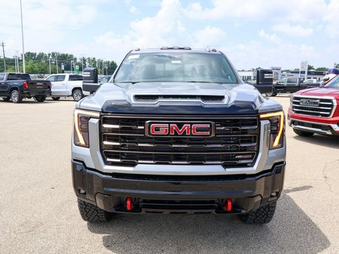 New 2026 GMC Sierra 2500 AT4X w/ LPO, Black Badging Package AWD/4WD image 32