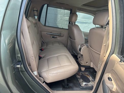 Used 2001 Ford Explorer Sport Trac 4x4 image 21