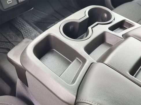 Used 2020 Chevrolet Silverado 1500 Custom w/ Custom Value Package image 19