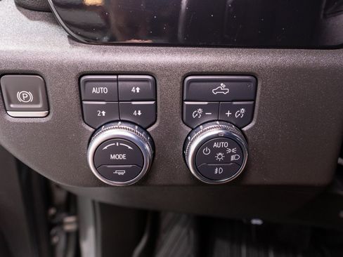 Used 2023 GMC Sierra 1500 Elevation w/ Preferred Package AWD/4WD image 27
