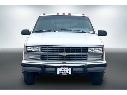 Used 1992 Chevrolet Silverado 3500 2WD Crew Cab image 2