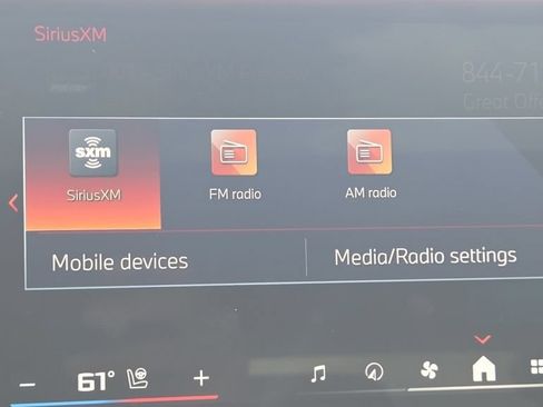 Used 2025 BMW X5 M60i AWD/4WD image 25