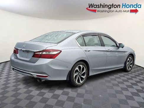 Used 2017 Honda Accord EX-L image 6