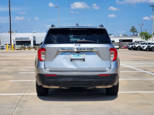 Used 2022 Ford Explorer XLT RWD image 6