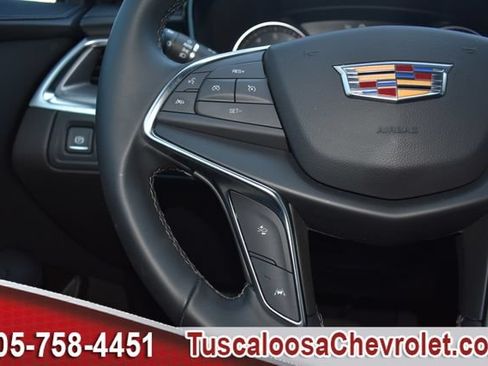 Used 2025 Cadillac XT5 Luxury w/ LPO, Floor Liner Package FWD image 31