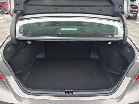 Used 2024 Toyota Camry SE image 28