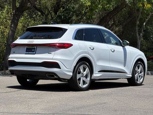 Certified 2025 Audi Q5 Prestige AWD/4WD image 5