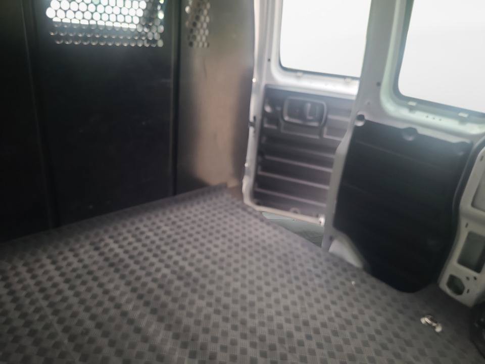Used 2025 Chevrolet Express 2500 w/ Driver Convenience Package RWD image 13