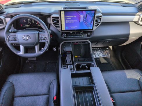 Used 2025 Toyota Tundra Limited w/ TRD Off-Road Package AWD/4WD image 28