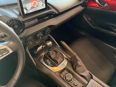Used 2016 MAZDA MX-5 Miata Club RWD image 15