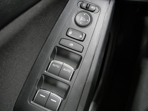 Used 2025 Honda Civic Sport image 13