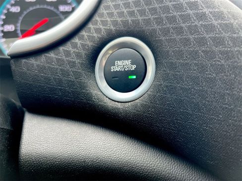 Used 2025 Chevrolet Malibu RS image 15