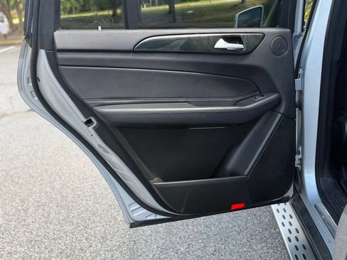 Used 2018 Mercedes-Benz GLS 450 4MATIC image 12