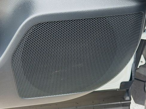 Used 2023 Toyota Crown Limited image 22