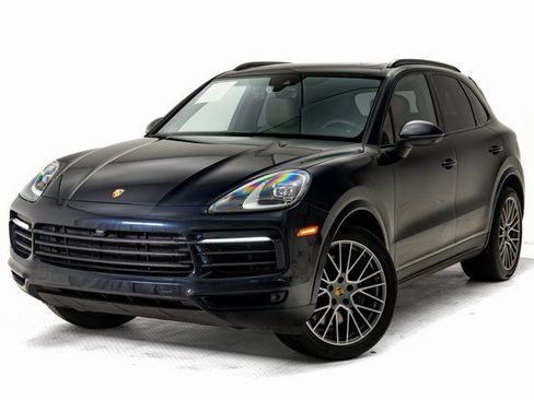 Used 2023 Porsche Cayenne Platinum Edition image 1