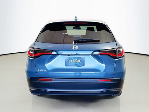 New 2026 Honda HR-V LX image 6