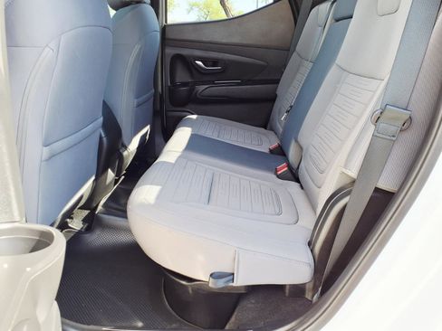 Certified 2022 Hyundai Santa Cruz SEL FWD image 18