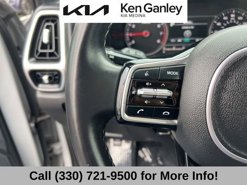 Certified 2023 Kia Sorento S w/ Panoramic Sunroof Package AWD/4WD image 31