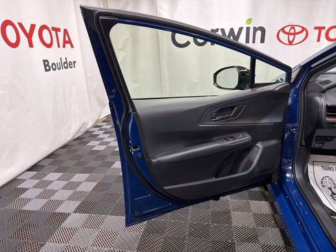 Used 2026 Toyota Prius Plug-In Hybrid image 21