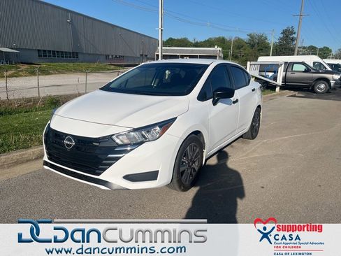 Used 2023 Nissan Versa S w/ S Plus Package image 1