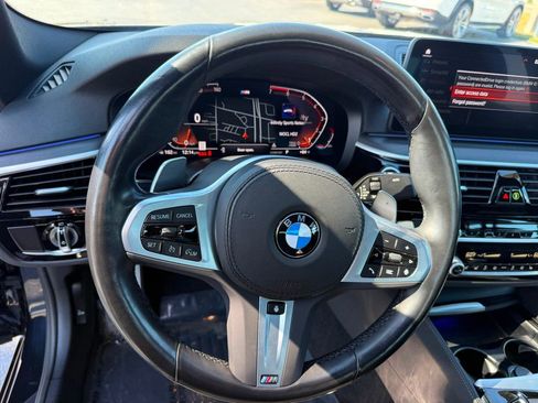 Used 2023 BMW 530i xDrive image 12