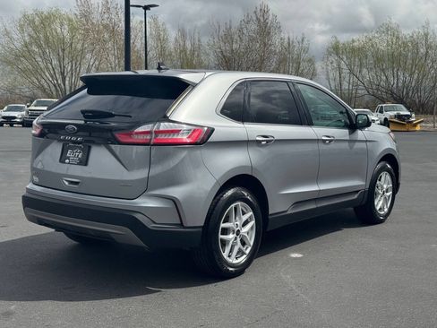Used 2023 Ford Edge SEL w/ Cold Weather Package AWD/4WD image 6