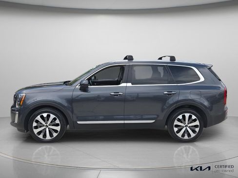Certified 2022 Kia Telluride S AWD/4WD image 3
