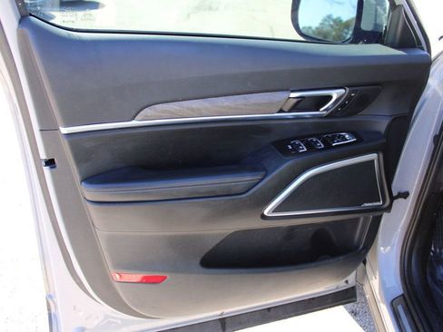 Used 2022 Kia Telluride SX w/ SX Prestige Package image 25