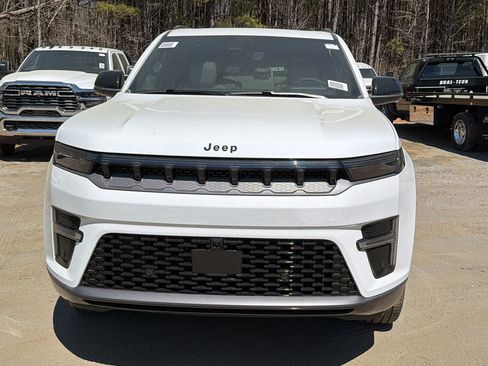 New 2026 Jeep Grand Wagoneer Limited AWD/4WD image 3