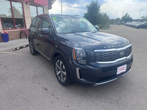 Used 2021 Kia Telluride S AWD/4WD image 3