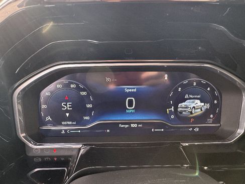 Used 2023 Chevrolet Silverado 1500 RST w/ Z71 Off-Road Package image 30