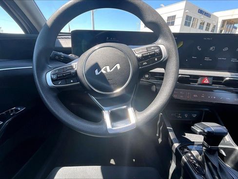 Used 2025 Kia K5 LXS FWD image 5