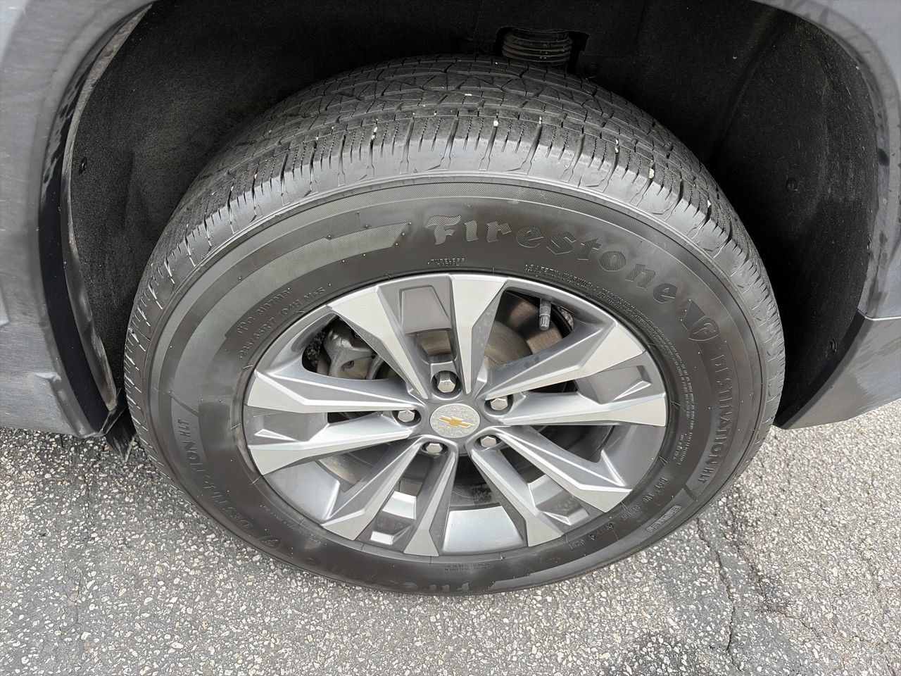 Used 2025 Chevrolet Equinox LT FWD image 26