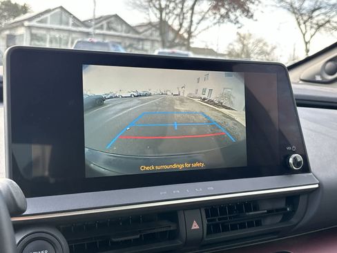 Used 2023 Toyota Prius Prime Premium image 17