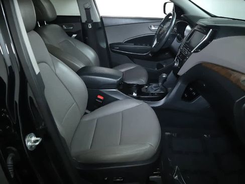 Used 2018 Hyundai Santa Fe Sport w/ 2.4L Tech Package 04 AWD/4WD image 38