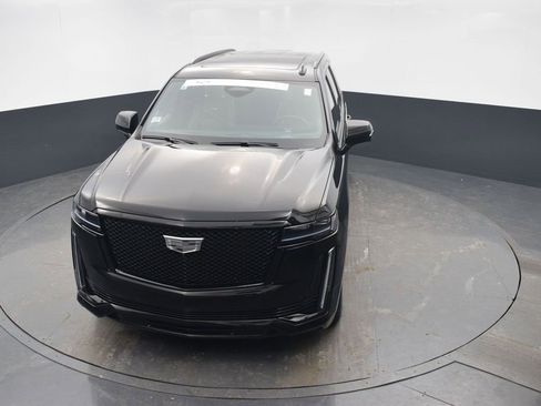 Certified 2024 Cadillac Escalade Sport Platinum w/ LPO, ONYX Package image 44