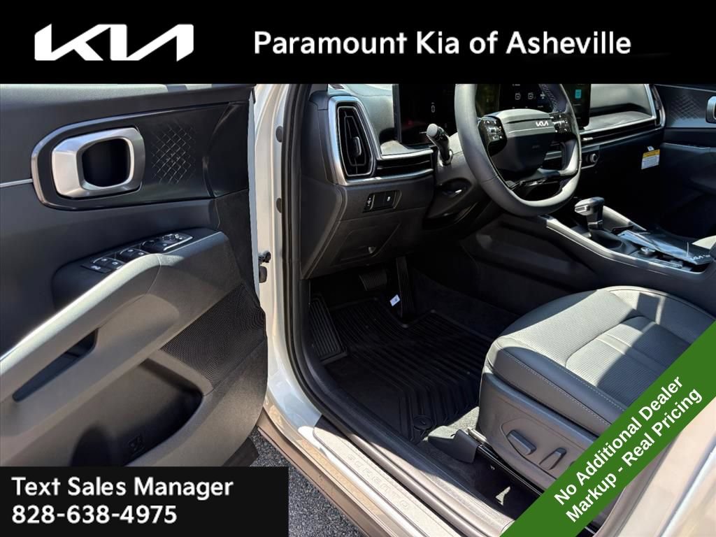 New 2026 Kia Sorento S w/ S Panoramic Sunroof Package AWD/4WD image 17