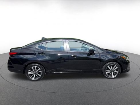 Used 2025 Nissan Versa SV FWD image 15