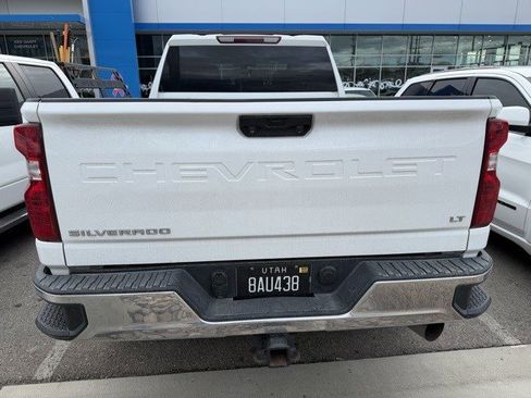 Used 2020 Chevrolet Silverado 2500 LT w/ Convenience Package image 7