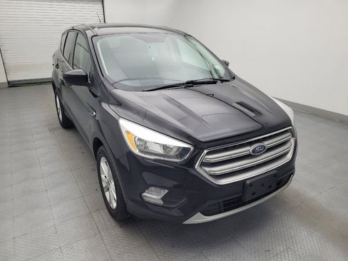Used 2017 Ford Escape SE w/ SE Cold Weather Package AWD/4WD image 13