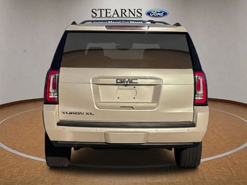Used 2015 GMC Yukon XL SLT w/ Open Road Package AWD/4WD image 20