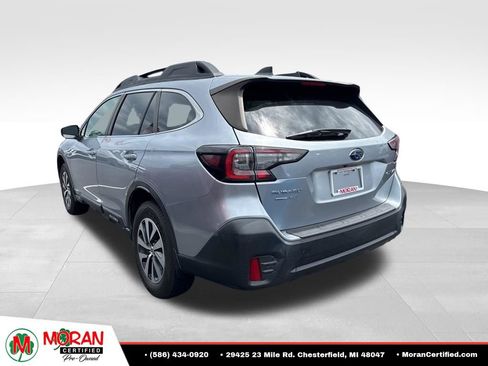 Used 2020 Subaru Outback Premium AWD/4WD image 2