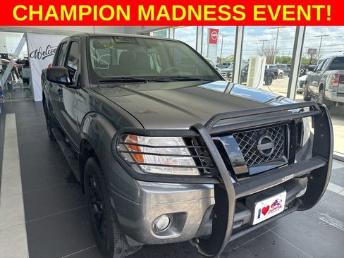Used 2019 Nissan Frontier SV w/ Value Truck Package image 2