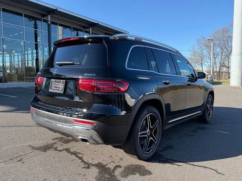 New 2026 Mercedes-Benz GLB 250 4MATIC image 6