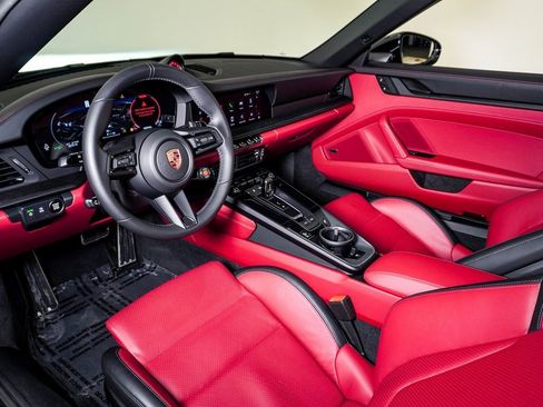 Certified 2025 Porsche 911 Targa 4 GTS image 4